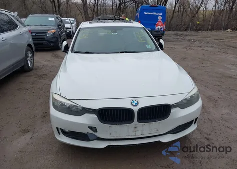 2015 BMW 320I xDrive из США, поврежденный, VIN WBA3C3C56FP664801